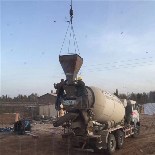 宿松县“精准瞄准”—— 吊车的 “定位导航” 技术